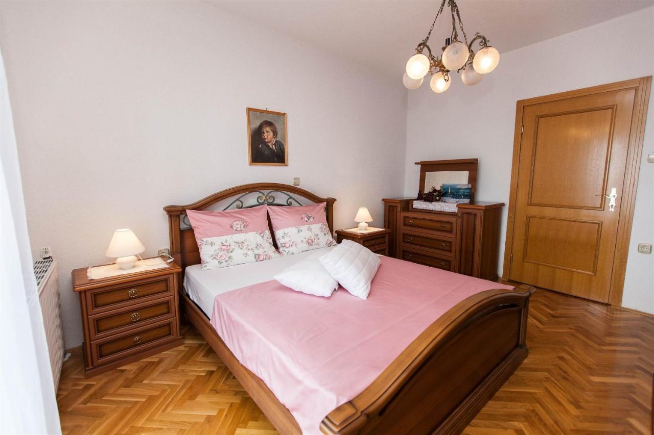 Apartments With A Parking Space Crikvenica - 11307 Exterior foto
